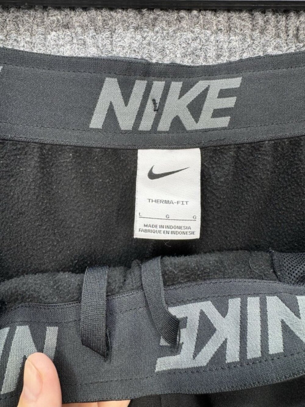 Nike Therma-FIT Men's Large Black Tapered Training Pants Sweatpants Wicking Gym - Picture 5 of 11